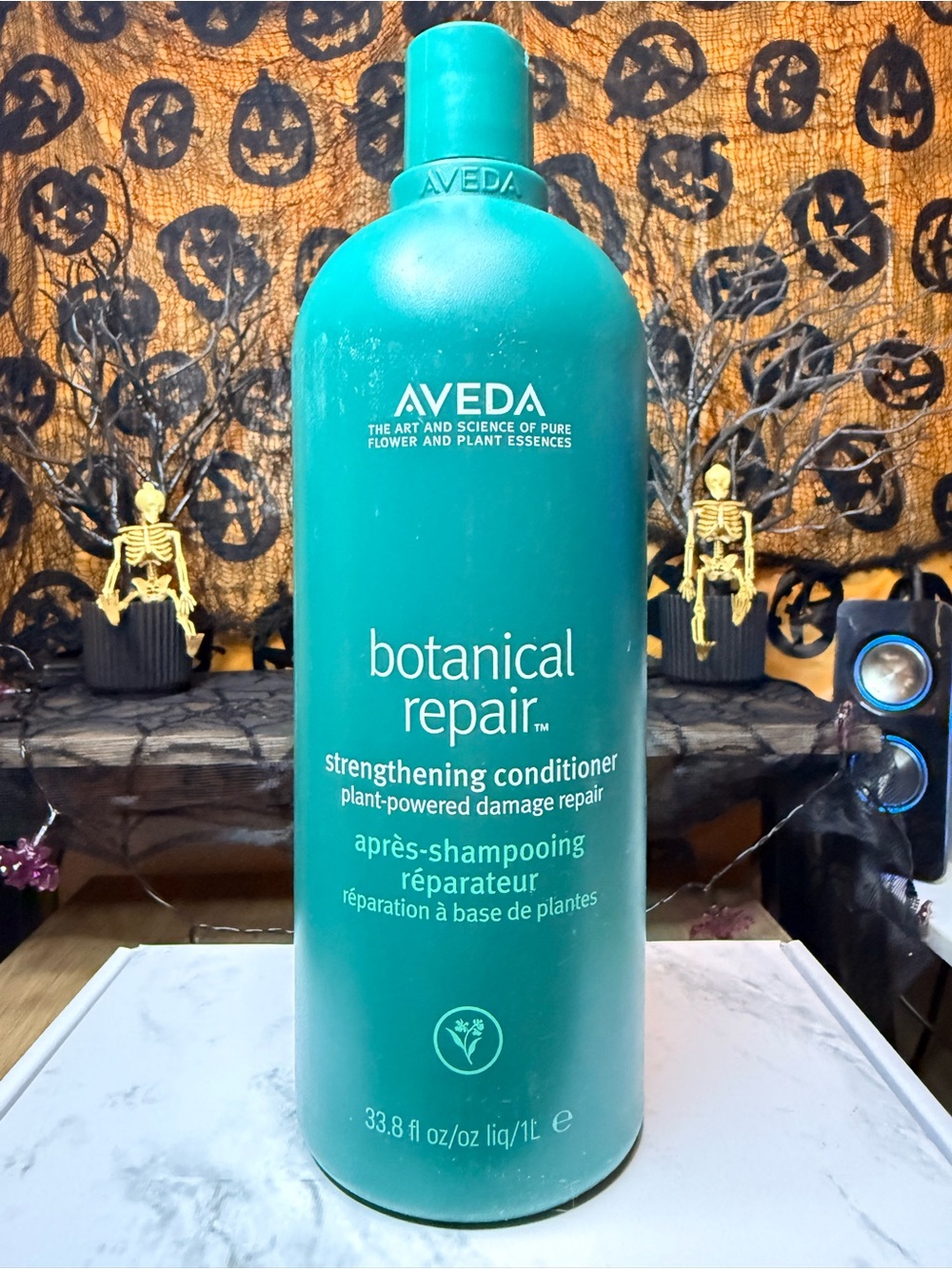 AVEDA Botanical Repair Strengthening Conditioner liter Teal Bottle